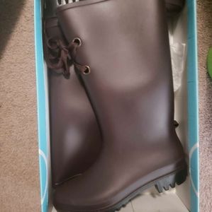 Size 9 Rain Boots